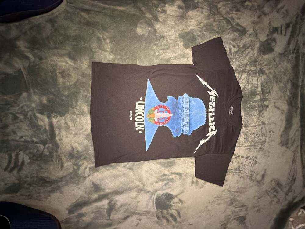 Metallica Lincoln Graphic T-Shirt Size S Black Tour Concert Tee
